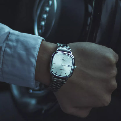 Free C A S I O Luxurious 36mm Watch